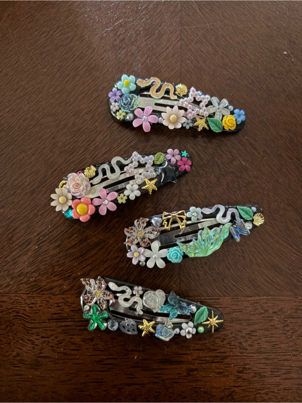 Decorative Floral & Sea Charm Hair Clips - Pastel Multicolor - Picture 1 of 2